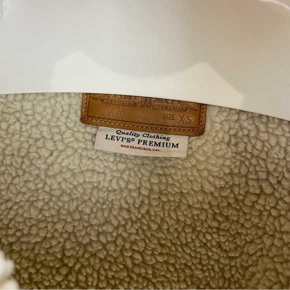 LEVI’S STRAUSS WOMAN OVERSIDE CORDUROY SHERPA JACKET SIZE XS - Picture 3 of 13